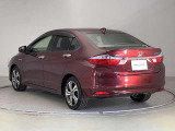 【ワイド保証】日産販売店の中古車には、無料で保証が付いています。走行距離無制限で、無料保証期間は1年間から。品質に自信があるから実現した、日産ならではの保証です。