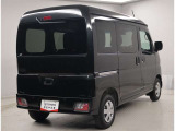 自社工房で輝くボディーと、綺麗で清潔な室内の車に生まれ変わります。もちろん当社の技術スタッフの手により、点検整備が行われます。ぜひ、お客様の目でお確かめください。
