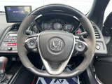 【ステアリングスイッチ】運転中、前方から目線をそらすことなく、オーディオ等の操作が可能な便利機能!安心&快適なドライブを演出してくれます♪