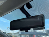 スマートルームミラー付で荷物満載でも確認出来ます