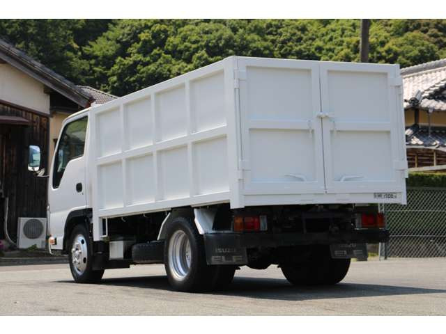 いすゞ エルフ ダンプ 深ダンプ 1.9t 土砂禁 の中古車詳細 (135,000km