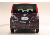 明るく視認性の良いLED式テール&ハイマウントストップランプ採用で、後続車に対して自車の存在をアピールすることて安全性を高めます!