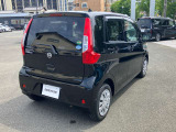 プライバシ-ガラスが装備されています。外を見るときは気にならずに、後方車両から車内が見えにくい設計です。