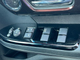 運転席窓操作部スイッチの画像です。