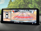【360&deg;ビューモニター】専用のカメラにより、上から見下ろしたような視点で360度クルマの周囲を確認することができます☆死角部分も確認しやすく、狭い場所での切り返しや駐車もスムーズに行えます。