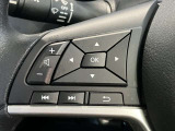 ステアリングスイッチ搭載!ハンドルひとつで手を離さなくても運転中視線をそらさなくても操作が出来て便利です♪