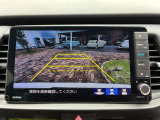 バックカメラ付きなので駐車時も安心!