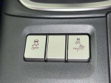 【横滑り防止機能】 車両走行安定補助システム搭載  車が横滑りしそうになった際に、横滑りを防ぐ安全装備が付いています。