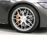 AMGカーボンセラミックブレーキ&AMG21インチ鍛造AWになります