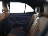 ゆとりある広々とした車内空間は、ドライブを始め買い物やレジャーなど、幅広く活躍します。一人でもみんなとでもお出かけを楽しみましょう!