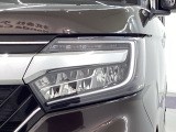 LEDヘッドライトは、点灯の瞬間から最大光量を発揮し、突然暗くなるトンネルなどでの安定感を高めます。