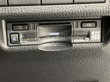 高速道路で便利な【ETC2.0】を装備しています。光ビーコン搭載で渋滞情報などナビゲーションと連動することで機能も充実いたします。他、観光施設に立ち寄るための高速料金割引サービス等もございます。