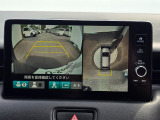 マルチビューカメラを装備。車両周囲の状況を確認しやすく、駐車時の安心感を高めます。