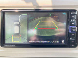 【全方位カメラ】後ろだけではなく、車全体の様子が確認できるので死角が大幅に減少します!駐車が苦手な方にも心強い機能です♪