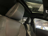 サンルーフ付きのお車です。