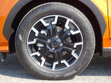 【タイヤ】 【純正16インチアルミホイール】《195/60R16》専用のアルミなのでお車のイメージぴったりですね!