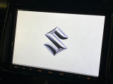 【純正8型ナビ】人気の純正ナビを装備。オーディオ機能も充実しており、Bluetooth接続すればお持ちのスマホやMP3プレイヤーの音楽を再生可能!毎日の運転がさらに楽しくなります!!