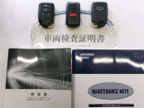 スマートキー&エンジンスターター付。取扱説明書とメンテナンスノートもあります☆品質評価シート付いてます!トヨタ認定中古車ライト!!