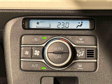 車内空調は&rdquo;AUTOエアコン&rdquo;にお任せ。運転に集中出来ますよ!