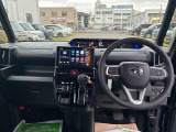 中古車をお選びいただく際に気になる走行距離や修復歴などに加えてキズ・凹みの有無・状態や消耗品の交換、今までの整備状況が &ldquo;ダイハツ認定中古車カルテ&rdquo;でわかります。