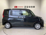 車両右側面からの写真になります。車をご覧になりたい時はお気軽に最寄りの店舗へご相談下さい。