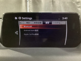 Bluetoothに接続することで、スマートフォンに入っている音楽アプリを車内で楽しめたり、通話が出来ます♪
