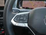 先行車に追従しながら走行が可能なアダプティブクルーズコントロール標準装備。