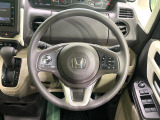 【ステアリングスイッチ】運転中、前方から目線をそらすことなく、オーディオ等の操作が可能な便利機能!安心&快適なドライブを演出してくれます♪