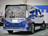 セレナ 2.0 AUTECH マルチベッド 4WD 