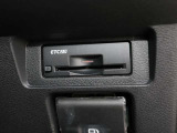 『ETC』 なら高速道路をスイスイと通過!!クルマは料金所をノンストップで通過することができます!