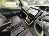 店舗にて現車の確認もいただけますので、お電話で在庫のご確認の上是非ご来店くださいませ!!!