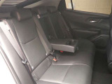 ゆとりある広々とした車内空間は、ドライブを始め買い物やレジャーなど、幅広く活躍します。一人でもみんなとでもお出かけを楽しみましょう!