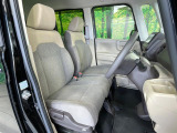 運転席シート廻りは使用感も少なく、良好な状態となっています。丁寧に使われていたことがよくわかりますね。