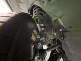 お車を安心してお乗りいただく為には、足回りの定期点検が欠かせません。サービスサポート(有償保証)では無料点検もご提供しており、安心のカーライフをお過ごしいただけるサポート体制が整っています。