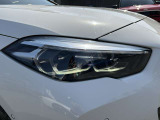 また、BMW正規認定中古車は、エマージェンシーサービスが自動付帯。24時間365日、皆様のカーライフをサポート致します。確かな安心のうえで、「駆けぬける歓び」をご堪能ください。