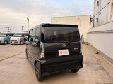 お車により傷がある場合もございます。ご来店いただき現車確認していただくことをおすすめします。