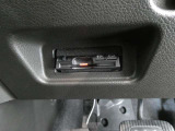 ここにETCが付いております。高速道路の料金所もスイスイ♪ ETCカードの申し込みは日産カードがおすすめ☆「安心」「おトク」「便利」で皆さまのカーライフをサポートする特典満載のカードです。