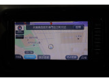 純正ナビを装備。初めての場所へのお出かけもナビがあると安心です。ハンズフリー通話に使えるBluetoothにも対応しています♪