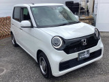 自社整備工場で点検整備をおこなってからお渡ししています。車検が残っている場合は『12ヶ月点検整備』を、車検整備付きの場合は『車検整備』をおこないます。整備費用は車両本体価格に含まれています。
