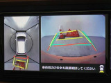 バックガイドモニターを装備しています、車庫入れもラクラクです。パノラミックビューモニターを搭載しています、上からの画像も表示されます。