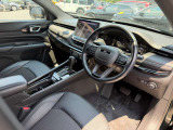 ステアリングを握ればJeepワールドが目の前に広がります!