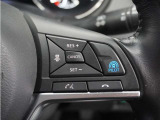 ◆アダプティブクルーズコントロール◆予め設定した車速内でクルマが自動的に加減速。前走車との適切な車間距離を維持しながら追従走行します。