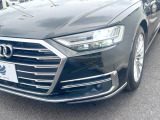 ●LEDハイビームが多数独立で存在し、ハイビーム時に対向車や前方を走る車の部分をロービームに切り替えが可能!!シーケンシャルウインカーも装備!!