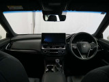 見通しのよいすっきりとした視界で、誰でも運転しやすいです。運転のしやすさは疲れにくさにも繋がりますよ♪