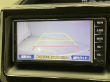 バックガイドモニターで、後方を確認しながら安心して駐車することができます。運転初心者も熟練者も必須の機能ですよ!