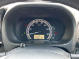 視認性の良いシンプルなメーターです。運転しやすく、取り回しの良いコンパクトカーはいかがですか?