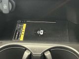 スマートフォンを置くだけで充電が可能です!