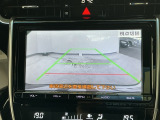 【バックカメラ】運転が苦手な方も車庫入れラクラクです!ギアをリバースに入れれば自動的に切り換わりますので、面倒な操作は不要です♪狭い駐車場もお車を傷つけず安心ですね!