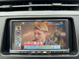 カーナビ搭載です!フルセグTV対応できれいな画像と途切れにくい事が特徴です。同乗者も飽きずに快適ドライブが出来ますね♪