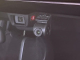 【ドライブレコーダー】ドライブレコーダー装備!走行中はもちろん、あおり運転や事故に遭遇した際、映像で記録し、万一のリスクに備えます。※記録用SDカードはお客様ご自身でご準備いただく必要があります。